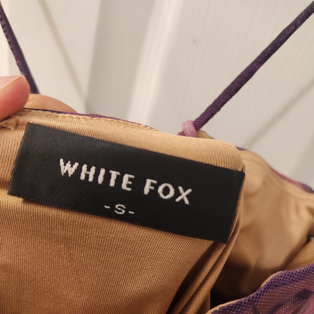 White fox can't keep me away dress size s - Picture 5 of 5